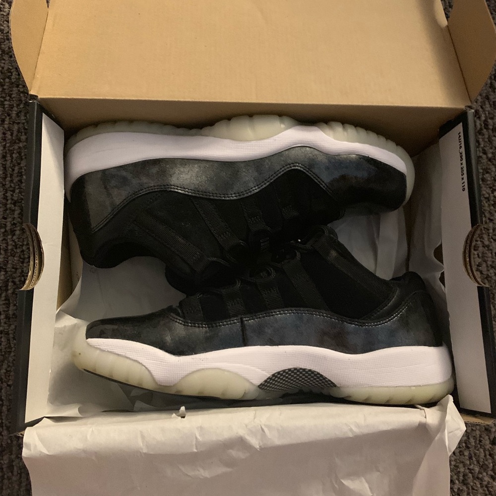 Jordan Retro 11
